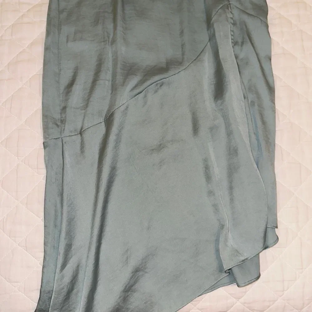 Free People Lola Asymmetrical Seafoam High Slit Ruffled Skirt Size 6